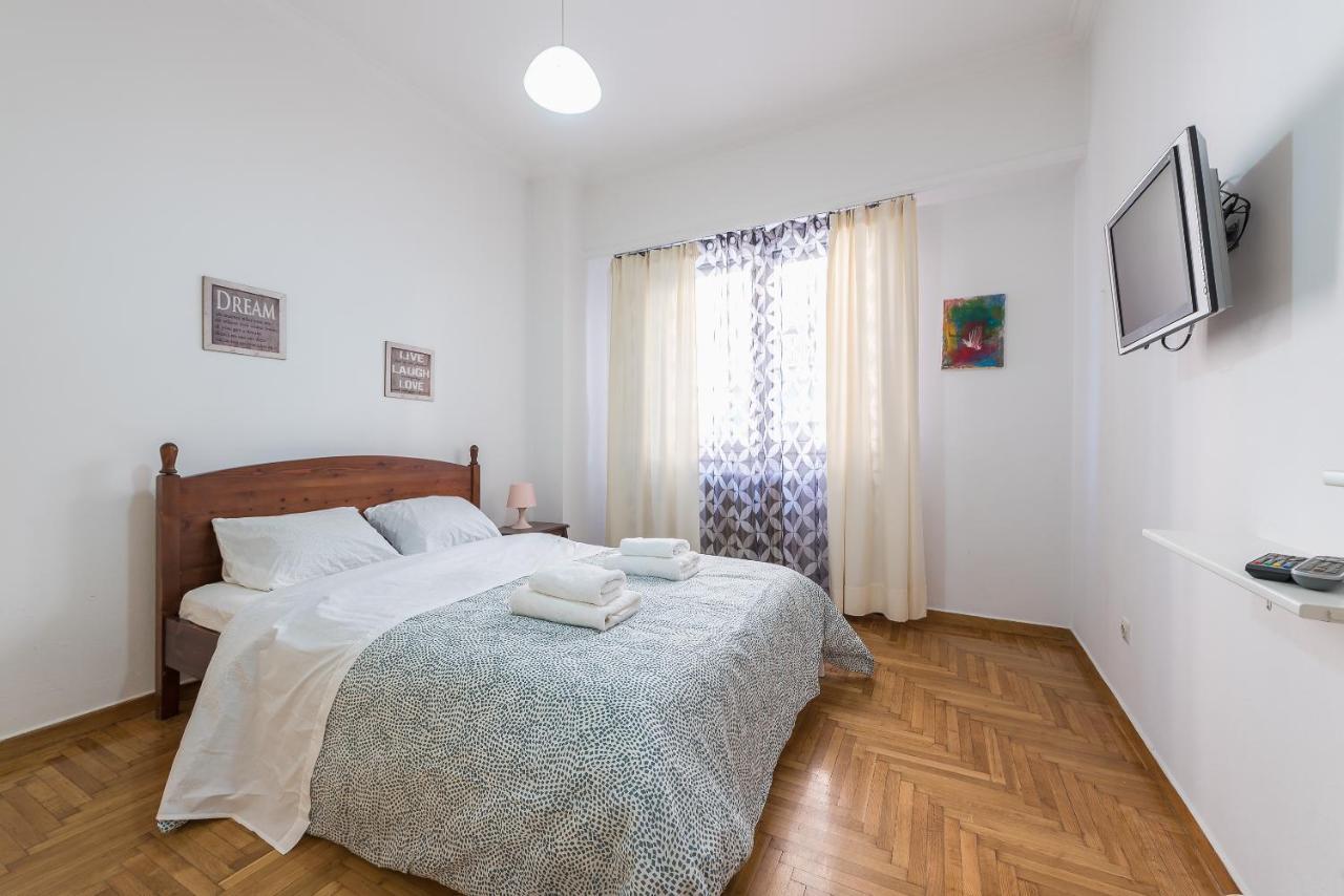 Pagkrati 2 Bedroom Apartment For 4 Persons Атина Екстериор снимка